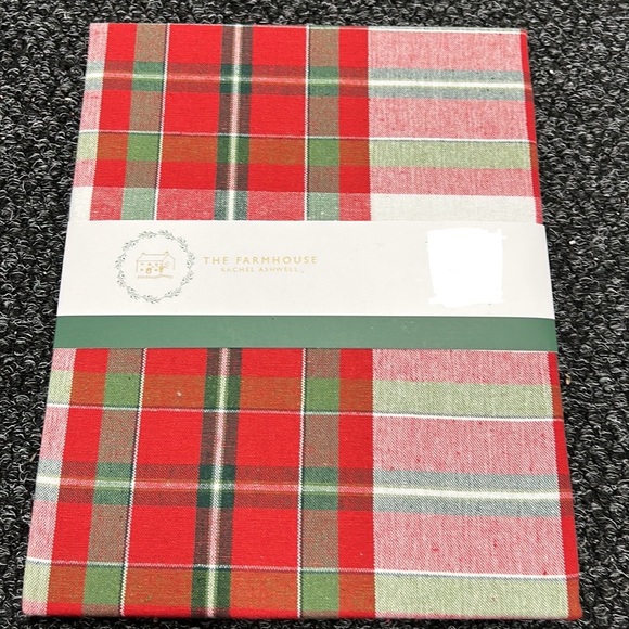 Other - Farmhouse Rachel Ashwell Christmas Red Green Tablecloth Plaid 60”x84” Oblong